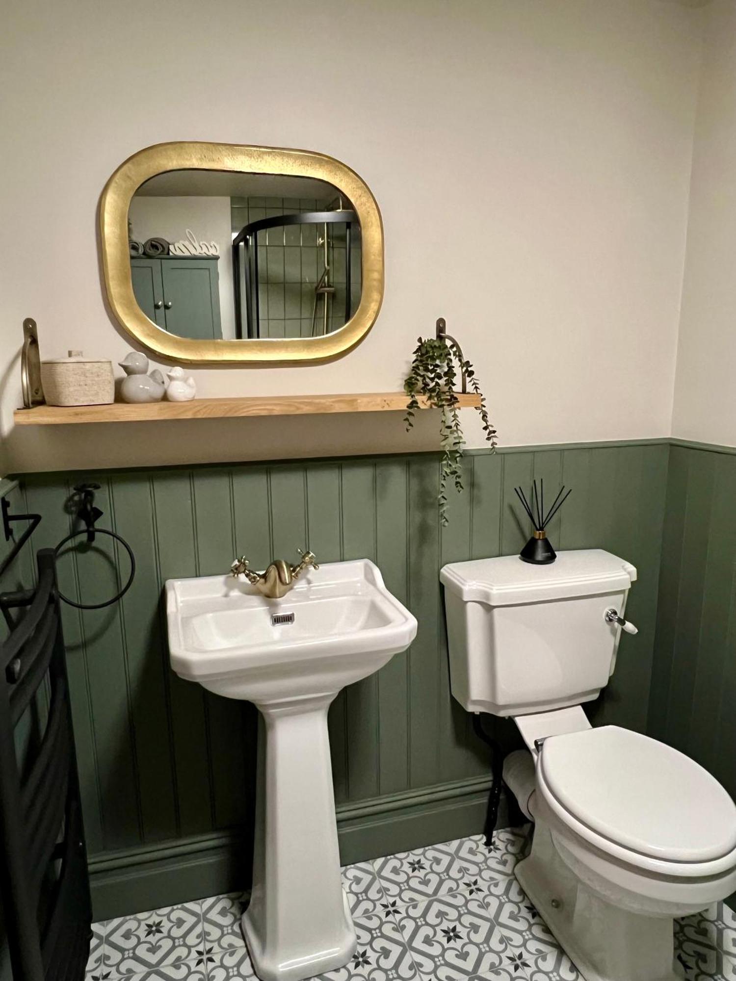 דירות צ'לטנהם The Prestbury Annexe מראה חיצוני תמונה