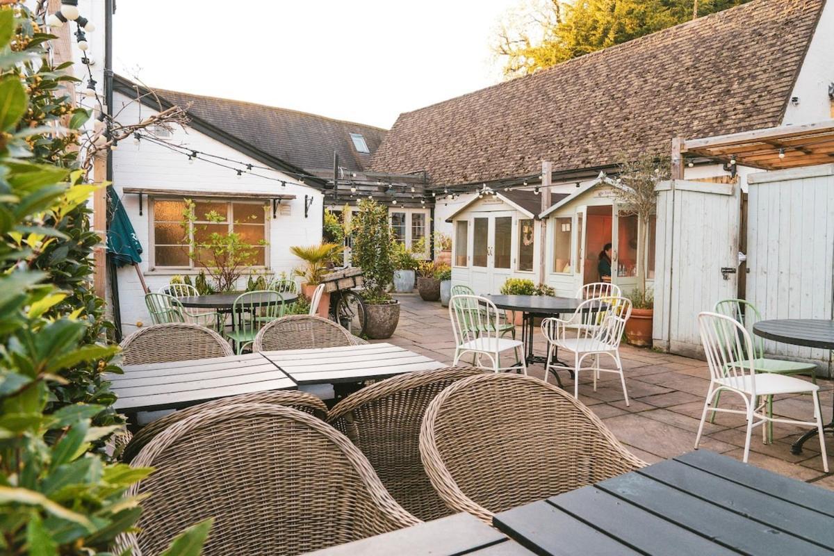 דירות צ'לטנהם The Prestbury Annexe מראה חיצוני תמונה